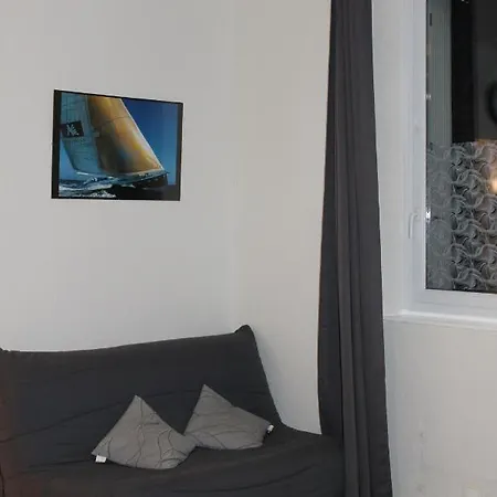 T2 A 2 Pas De La Gare Apartment